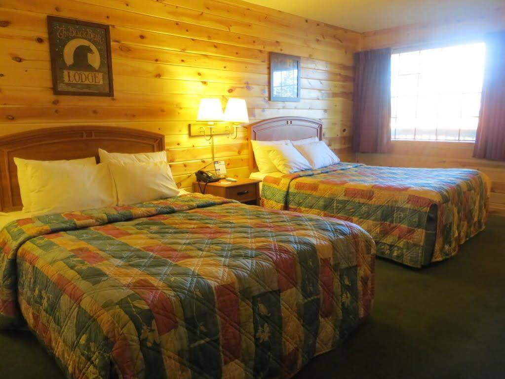 Econo Lodge Bayview Mackinaw City Bagian luar foto